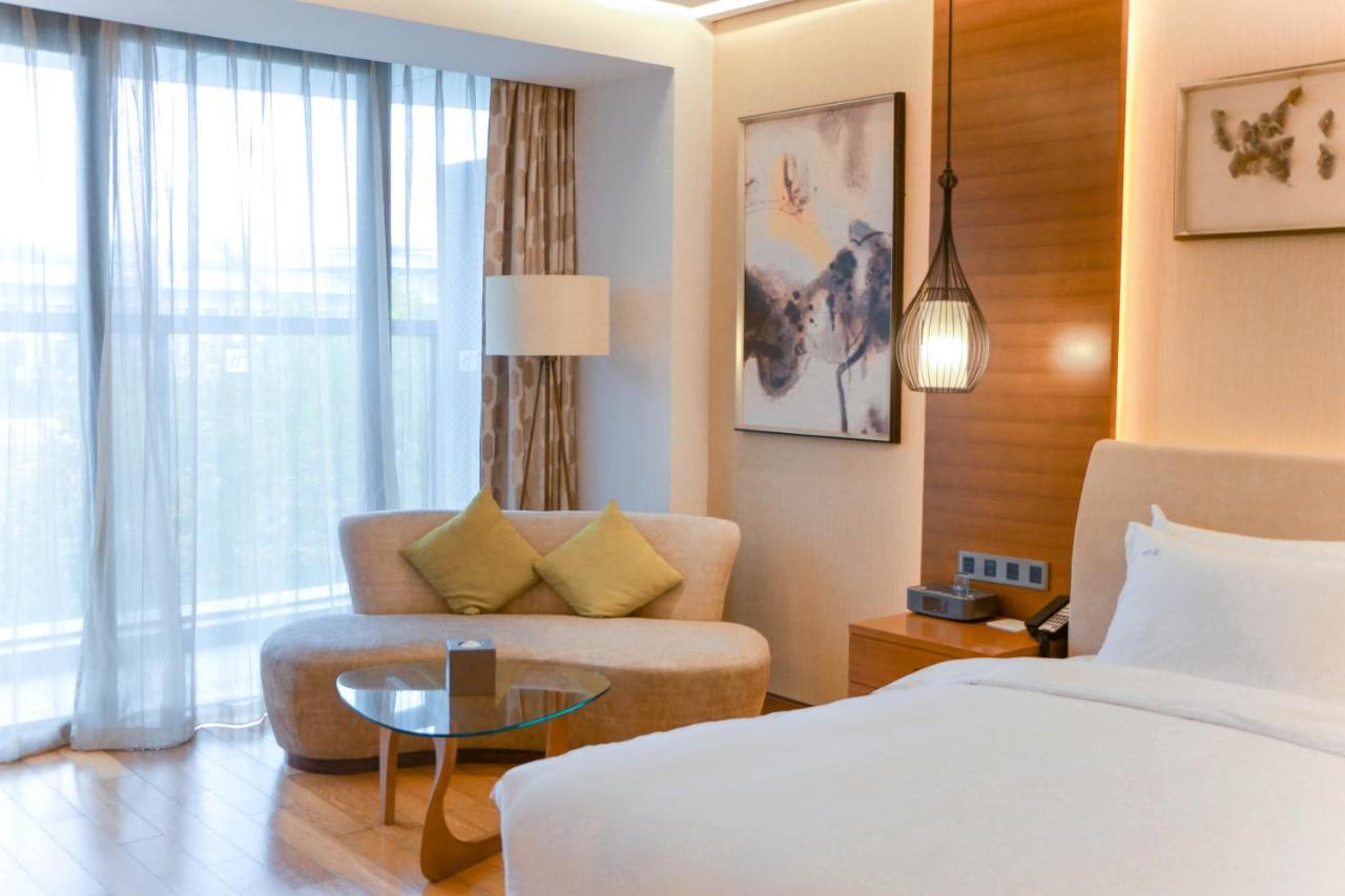 Holiday Inn Nanjing Xuanwu Lake, An Ihg Hotel Экстерьер фото