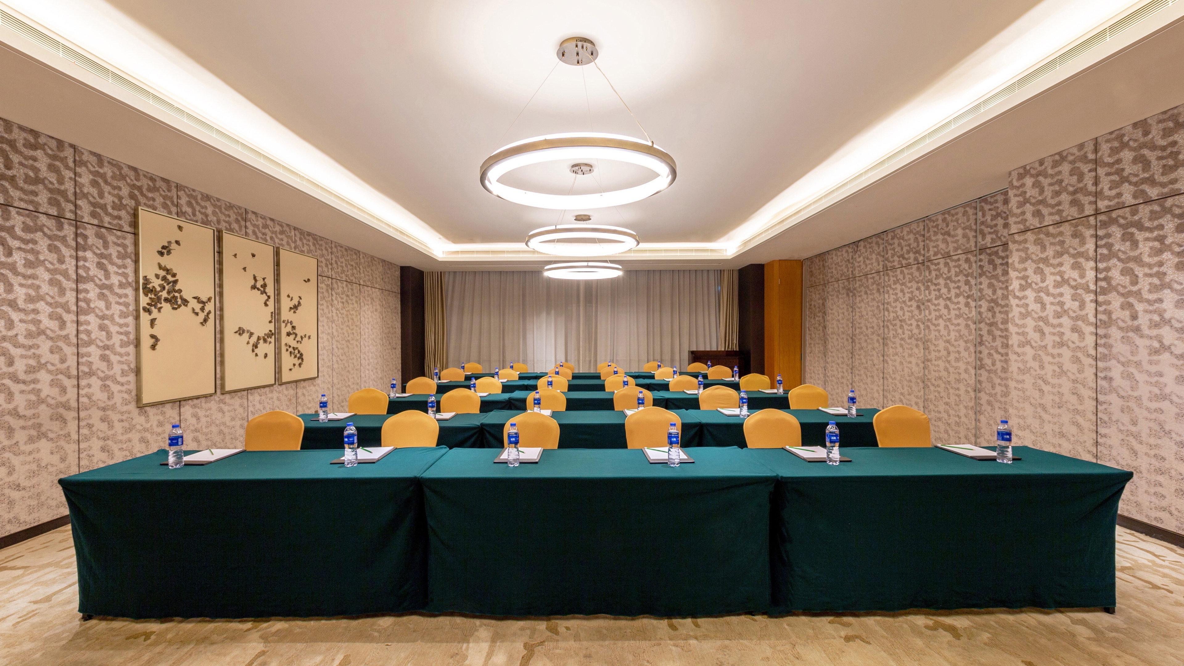 Holiday Inn Nanjing Xuanwu Lake By Ihg Экстерьер фото